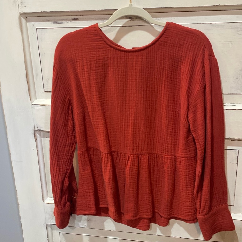Madewell top, great weight and fit!